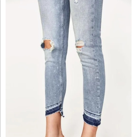 Zara Basic Z1975 Denim Light Wash Distressed Jeans Size 4 - Picture 2 of 16